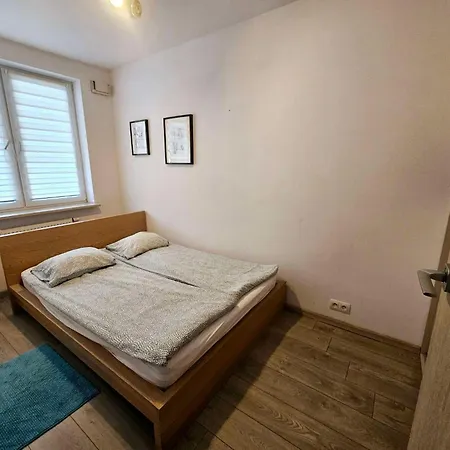 Lägenhet Extra Kabaty Nr 5